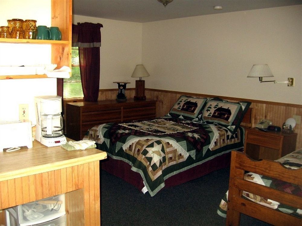 Bear Tree Lodge Weirs Beach Zimmer foto