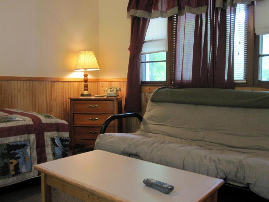 Bear Tree Lodge Weirs Beach Zimmer foto