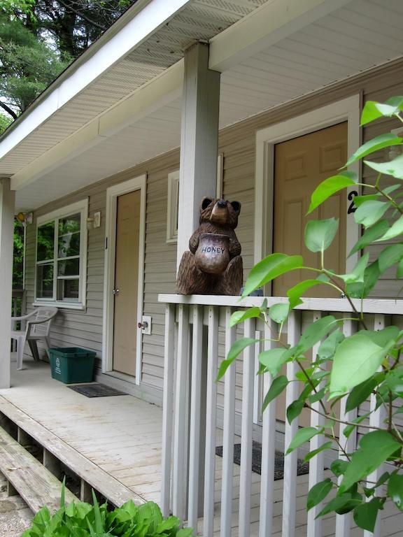 Bear Tree Lodge Weirs Beach Exterior foto